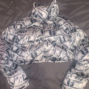 money cropped puffer coat 💵